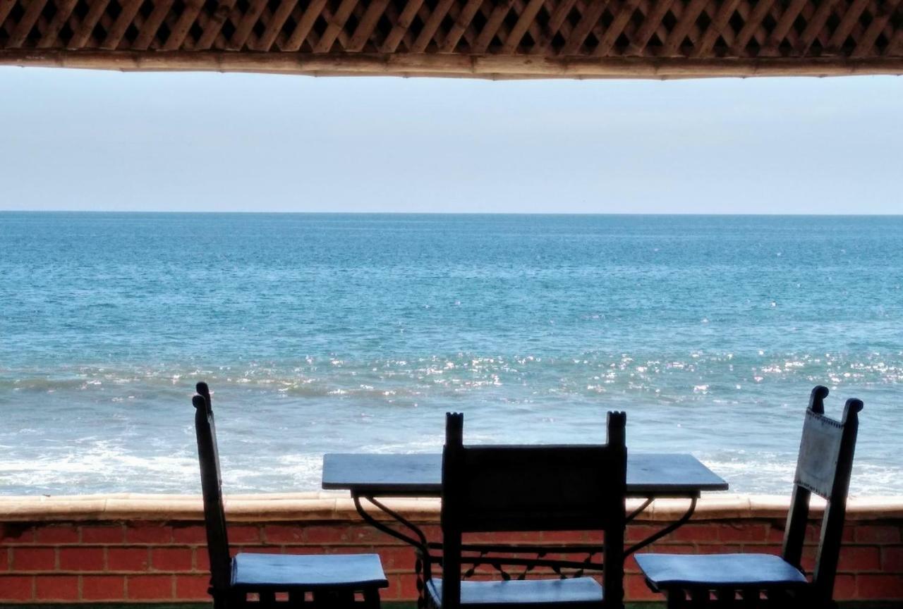 Punta Ballenas Mancora Lodge Zewnętrze zdjęcie